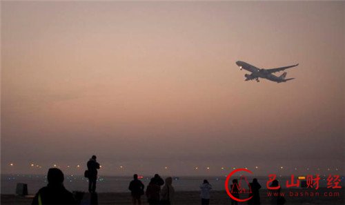 调查:春运为何选择坐飞机回家,他们这么回答
