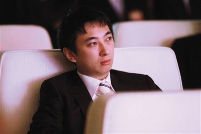 “国民老公”只是怂包富二代么？ 