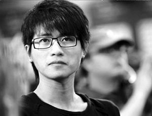 韩寒 “很高兴遇见你”