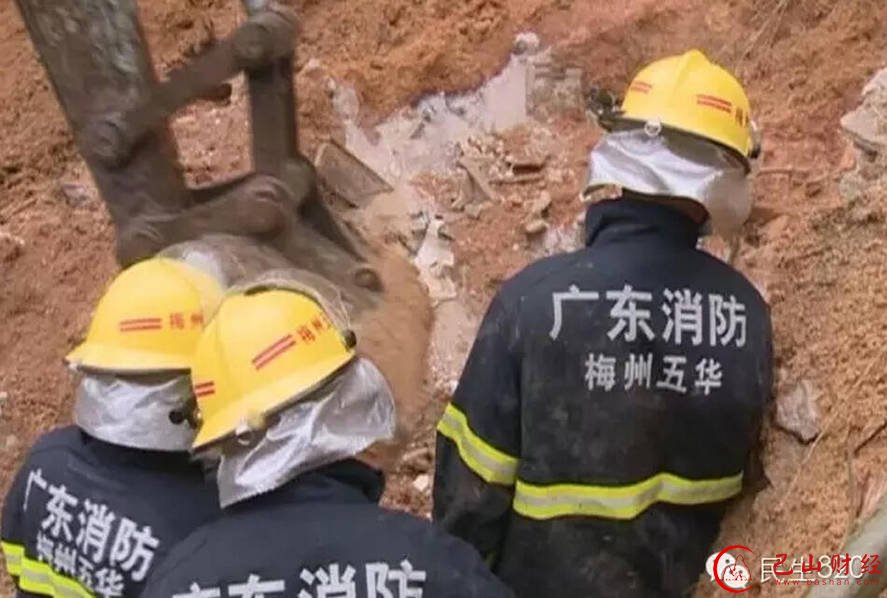 　广东山体崩塌 母女3人睡梦中被埋