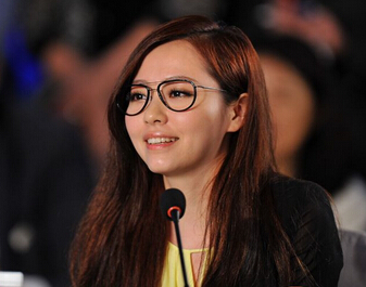 张靓颖公布恋情 揭秘张靓颖的理财经 