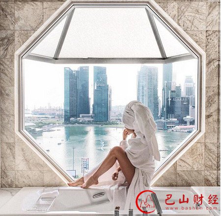 网红,秀,窗台,写真,身材,惹火,私处,若现
