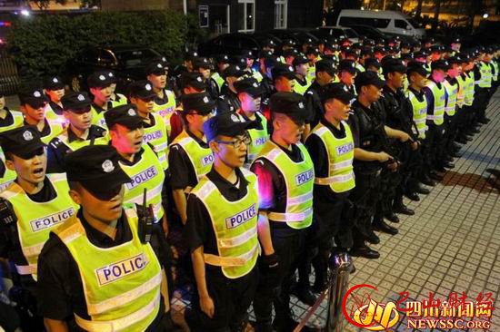 四川,警方,娱乐场所,现场