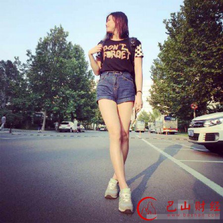 泳坛,美腿,女神,刘湘,晒照,大秀,白皙,美腿