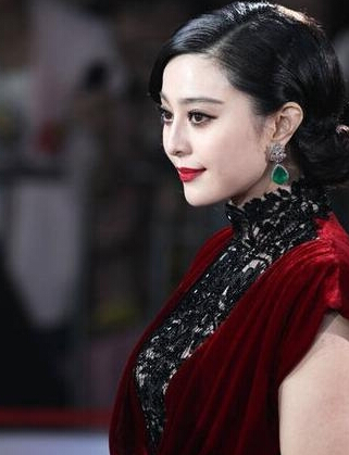 揭秘女星饭局价、一夜价：初夜值天价