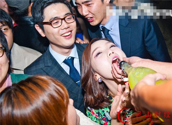 韩国夜店,爆乳妹,疯狂,男人,受不了