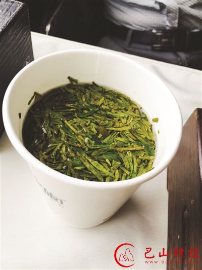高铁,餐桌变茶桌,变相消费,强制消费